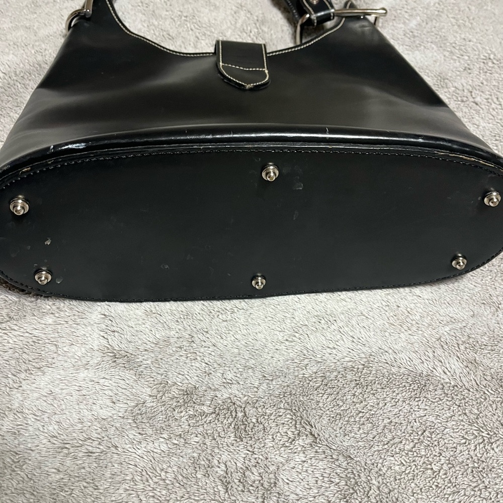 Vintage Dooney & Bourke Black Leather Shoulder Bag with Silver Hardware - Picture 7 of 8